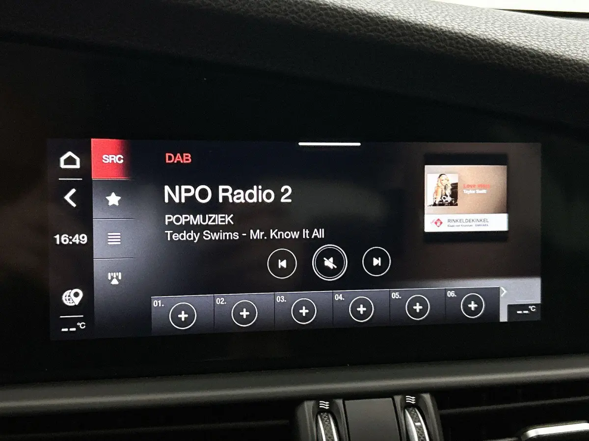 2.0T Sprint | AUTOMAAT | ACHTERUITRIJCAMERA | APPLE CARPLAY - ANDROID AUTO | HALF LEDER | PARKEERSENSOREN | DAB RADIO | ADAPTIVE CRUISE CONTROL | BI XENON |