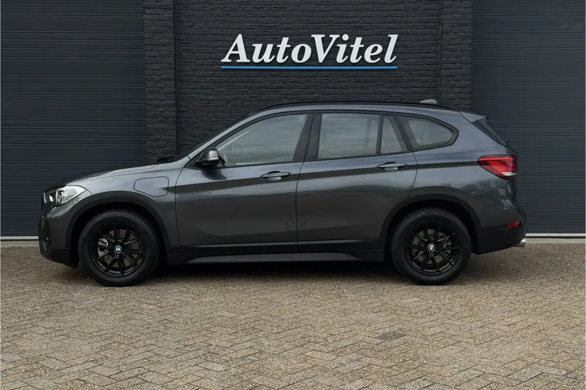 xDrive25e | Elektrische Klep | PDC V + A | LED | Apple Carplay | DAB | 35x op voorraad !