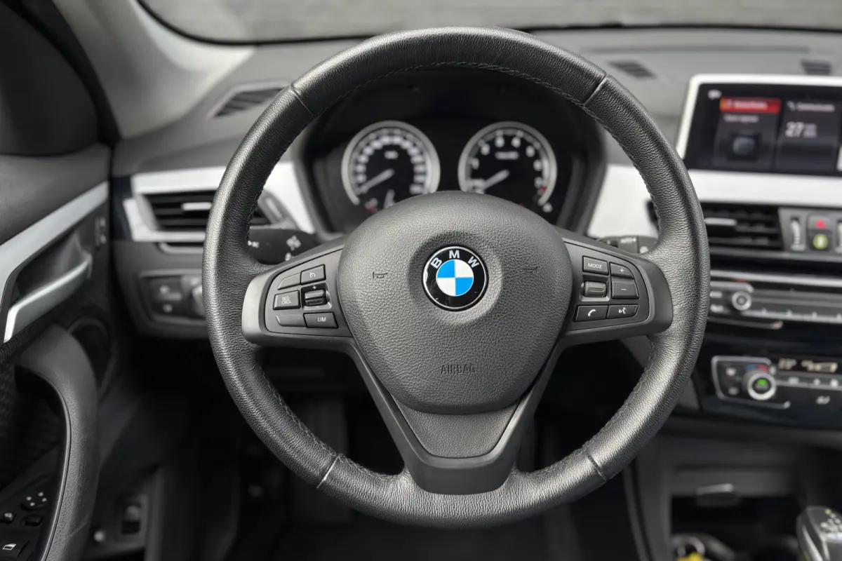 xDrive25e | Elektrische Klep | PDC V + A | LED | Apple Carplay | DAB | 35x op voorraad !