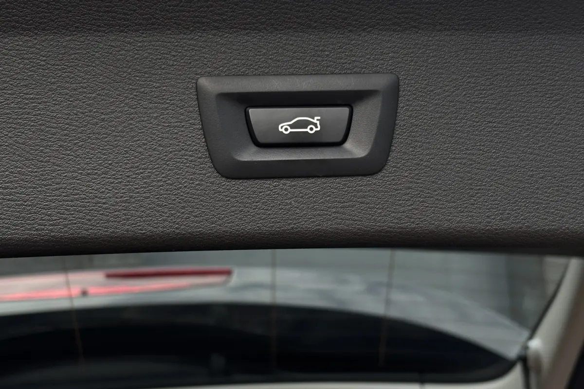 xDrive25e | Elektrische Klep | PDC V + A | LED | Apple Carplay | DAB | 35x op voorraad !