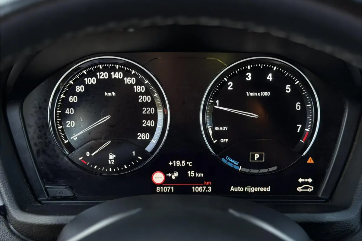 xDrive25e | Leder | Trekhaak | Head-Up | Camera | LED | PDC V & A