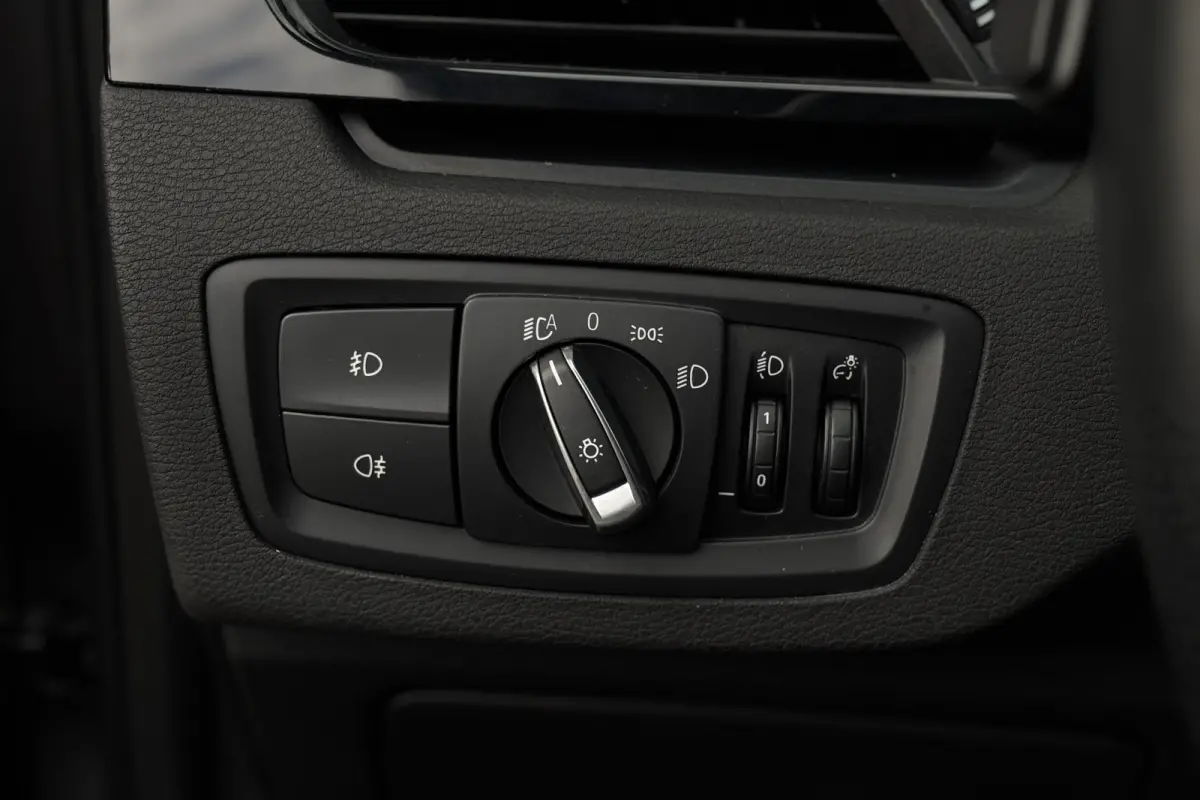 xDrive25e | Elektrische Klep | PDC V + A | LED | Apple Carplay | DAB | 35x op voorraad !