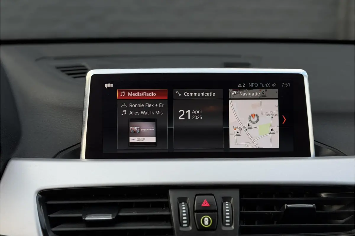 xDrive25e | Elektrische Klep | PDC V + A | LED | Apple Carplay | DAB | 35x op voorraad !