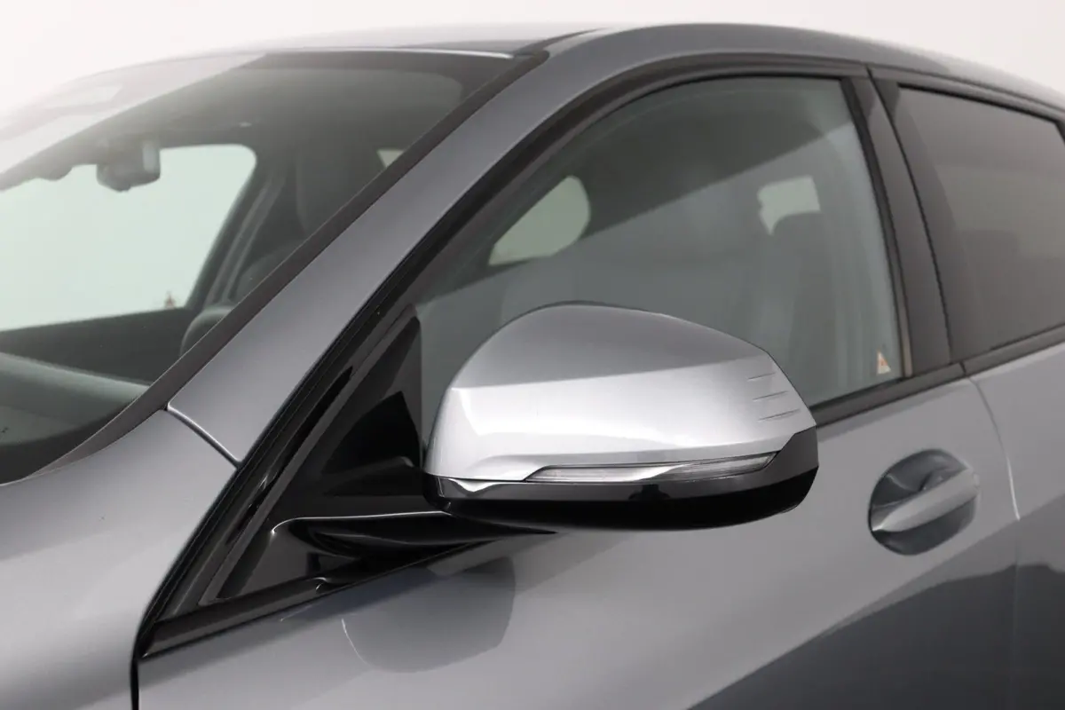 120 M Sport Design Edition | M Sportpakket Pro | voorstoelen verwarmd | achteruitrijcamera | M Adaptief onderstel | Driving Assistant Plus |
