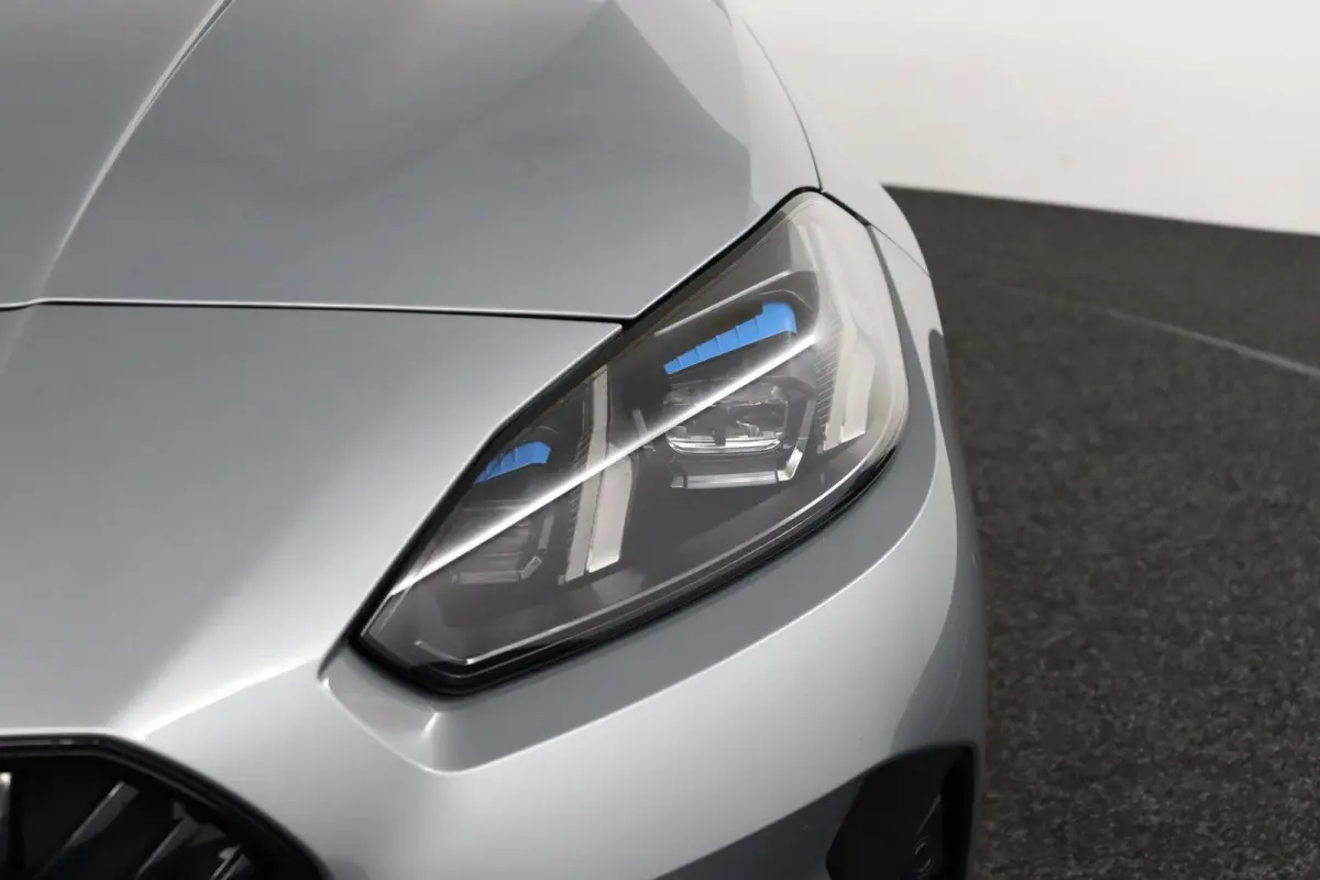 120 M Sport Design Edition | M Sportpakket Pro | voorstoelen verwarmd | achteruitrijcamera | M Adaptief onderstel | Driving Assistant Plus |