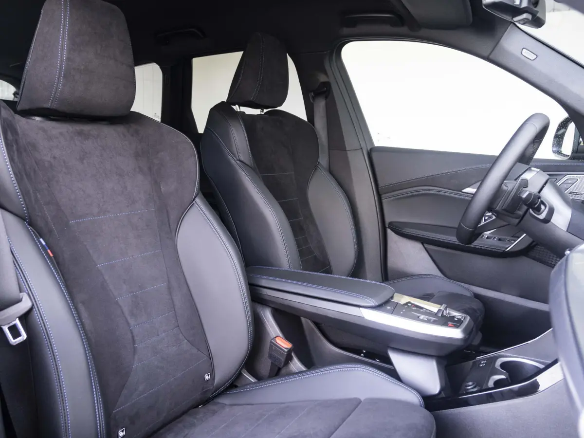 sDrive20i | M Sportpakket | Premium Pack | Comfort Pack | 18 inch | M Adaptief onderstel | Driving Assistent Plus | Harman Kardon | Trekhaak