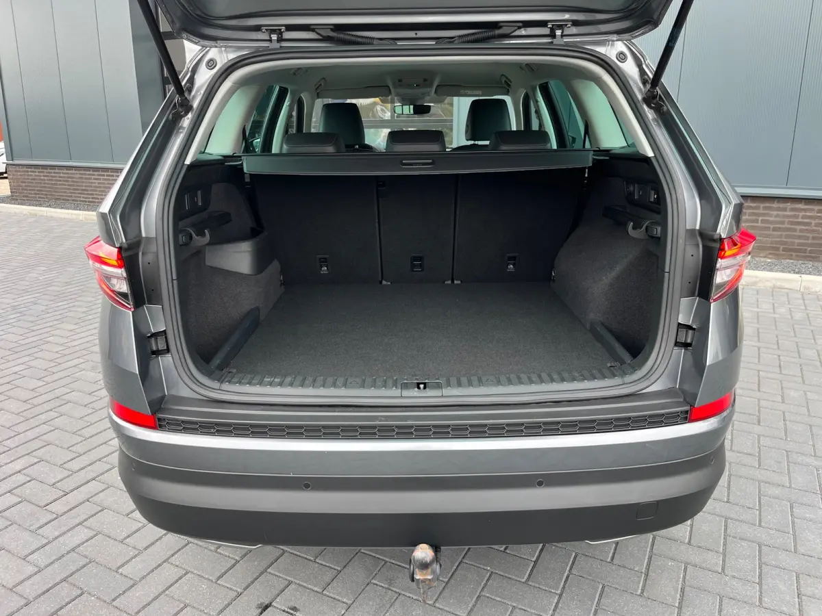 1.5 TSI Business Edition Plus NL.Auto/Virtual Cockpit/Trekhaak/ComfortSeats/Full Led/1Ste Eigenaar/Dealer Onderhouden
