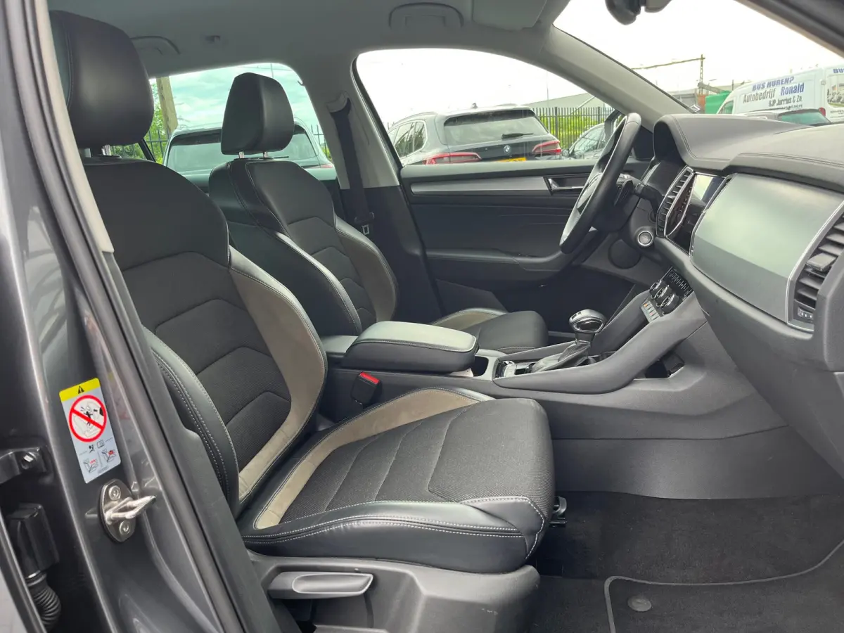 1.5 TSI Business Edition Plus NL.Auto/Virtual Cockpit/Trekhaak/ComfortSeats/Full Led/1Ste Eigenaar/Dealer Onderhouden