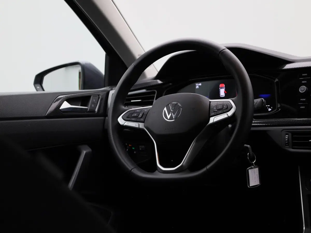 1.0 TSI Life Edition 95 PK | EM | Navigatie | Camera | Parkeersensoren | Adaptive Cruise Control | Apple Carplay | Android Auto | Privacy glas | LED | DAB | Digital Cockpit |