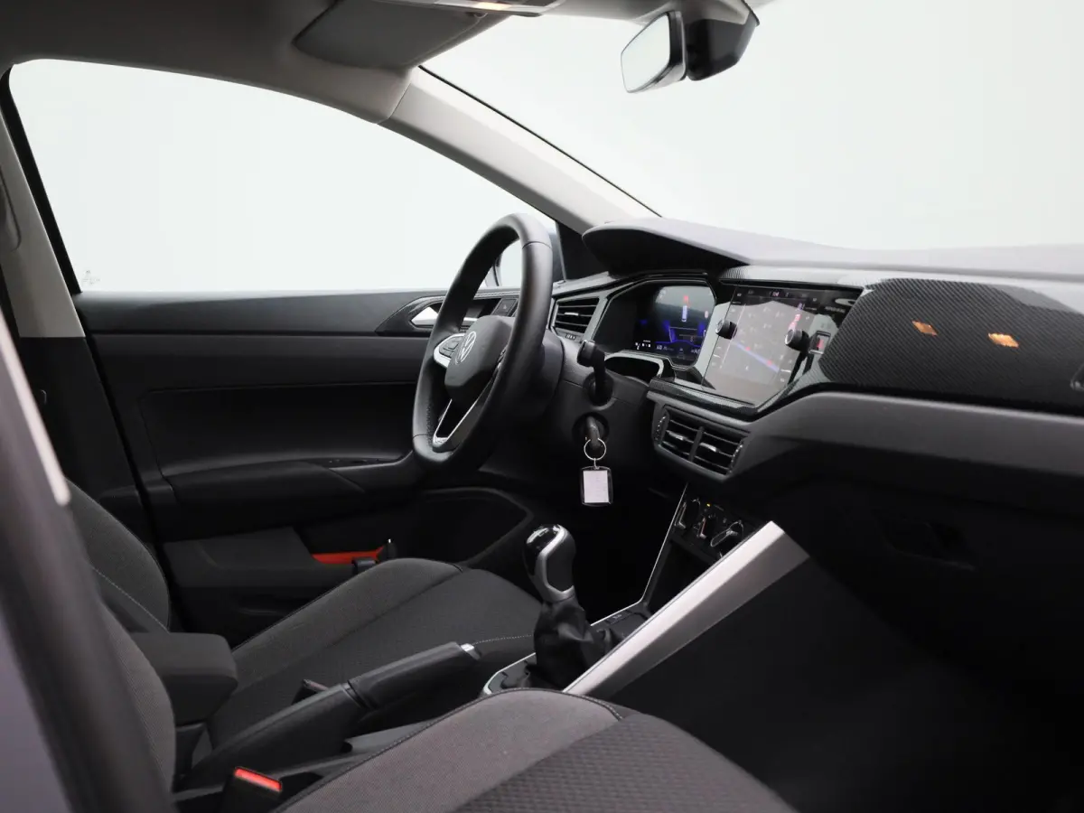 1.0 TSI Life Edition 95 PK | EM | Navigatie | Camera | Parkeersensoren | Adaptive Cruise Control | Apple Carplay | Android Auto | Privacy glas | LED | DAB | Digital Cockpit |