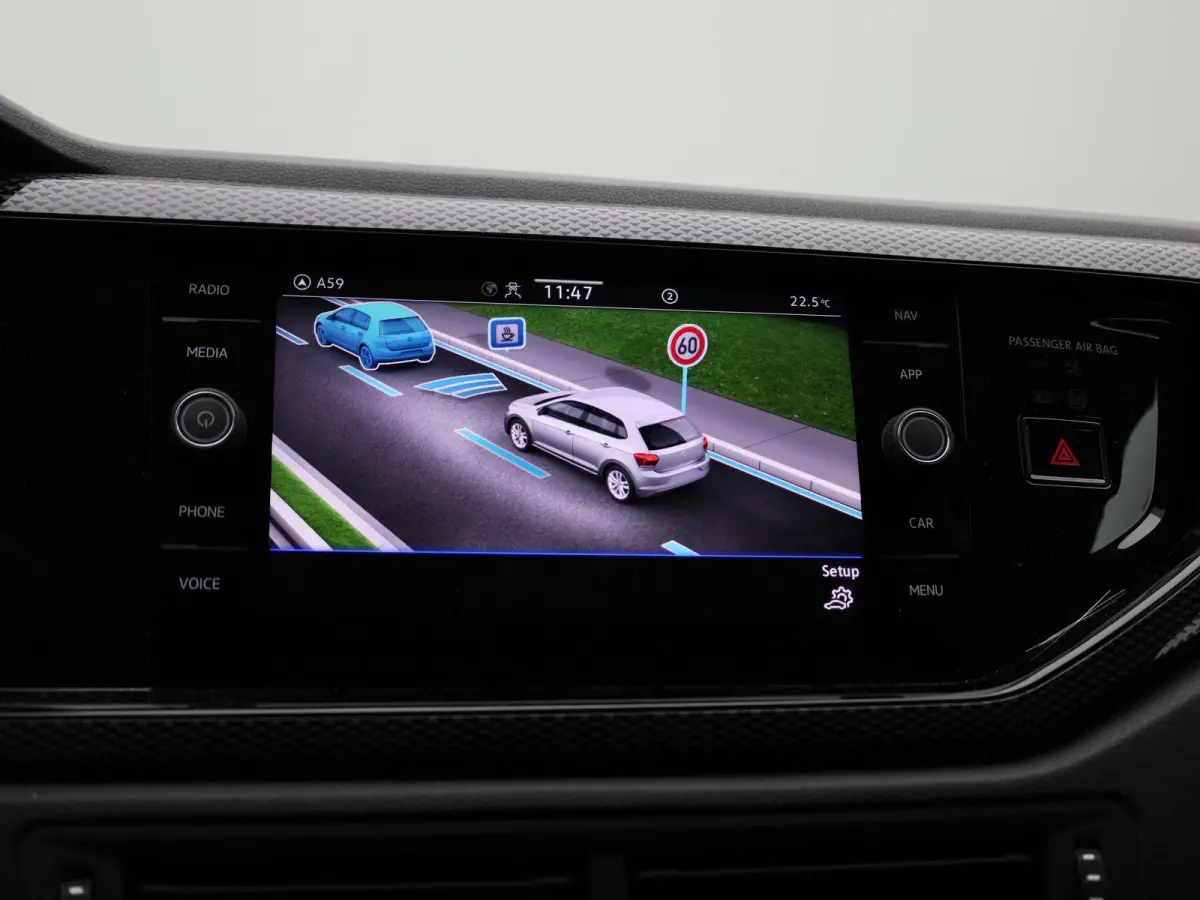 1.0 TSI Life Edition 95 PK | EM | Navigatie | Camera | Parkeersensoren | Adaptive Cruise Control | Apple Carplay | Android Auto | Privacy glas | LED | DAB | Digital Cockpit |