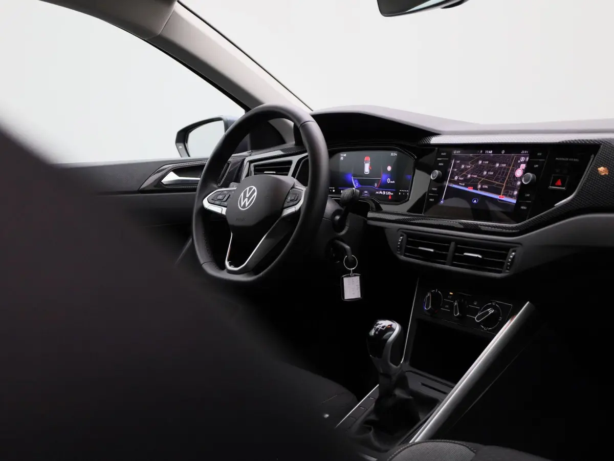1.0 TSI Life Edition 95 PK | EM | Navigatie | Camera | Parkeersensoren | Adaptive Cruise Control | Apple Carplay | Android Auto | Privacy glas | LED | DAB | Digital Cockpit |