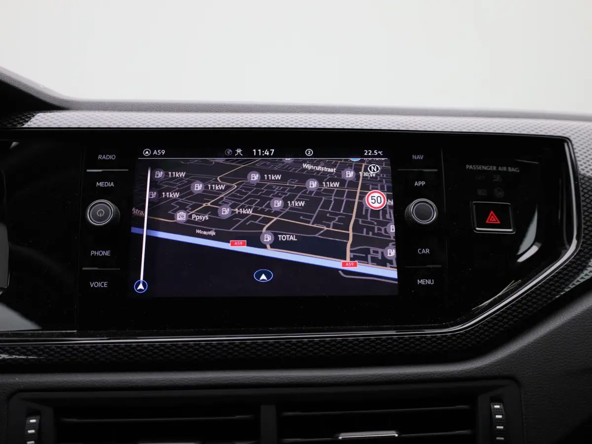 1.0 TSI Life Edition 95 PK | EM | Navigatie | Camera | Parkeersensoren | Adaptive Cruise Control | Apple Carplay | Android Auto | Privacy glas | LED | DAB | Digital Cockpit |