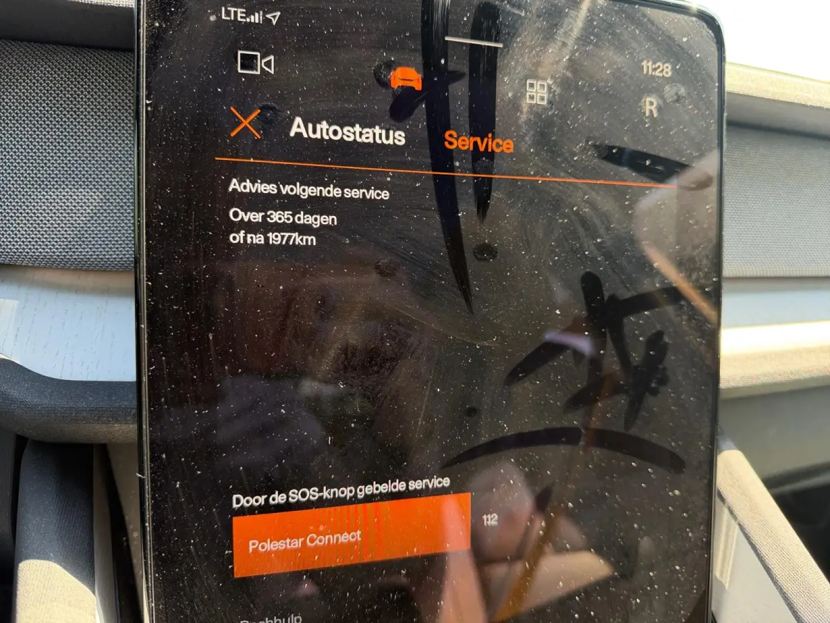 Long Range Dual Motor Performance Plus 82 kWh 90 % SOH! Uniek 469PK | Gele gordels + klauwen | Full leather | Glassroof | Stoelverwarming + verkoeling |