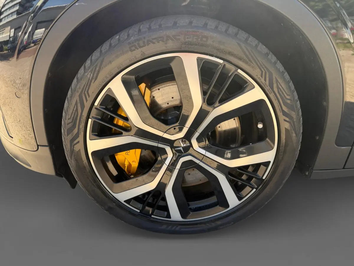 Long Range Dual Motor Performance Plus 82 kWh 90 % SOH! Uniek 469PK | Gele gordels + klauwen | Full leather | Glassroof | Stoelverwarming + verkoeling |