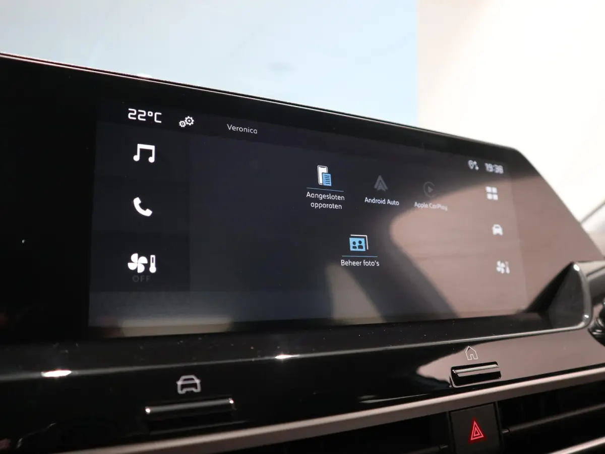 You - DUAL ZONE CLIMATE CONTROL - APPLE CARPLAY/ANDROID AUTO - CRUISE CONTROL