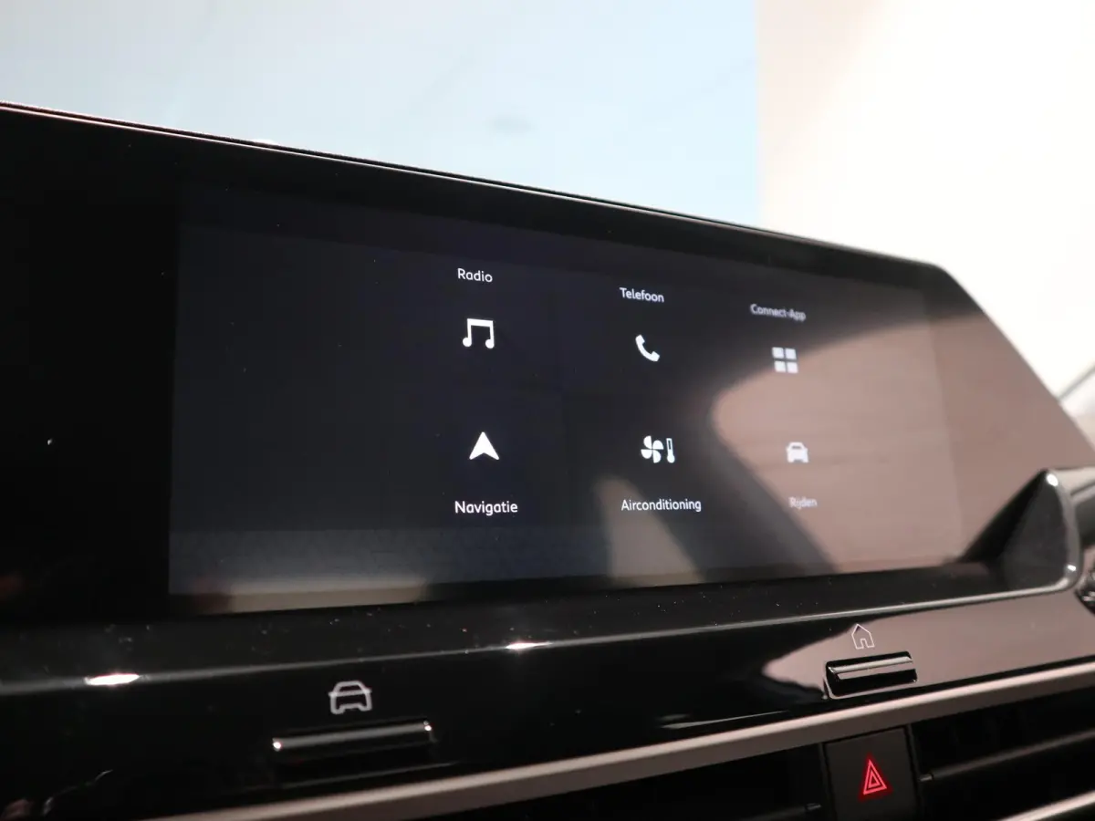 You - DUAL ZONE CLIMATE CONTROL - APPLE CARPLAY/ANDROID AUTO - CRUISE CONTROL