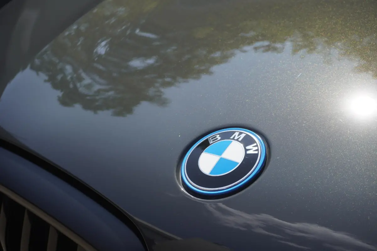 xDrive50e | M Sportpakket Pro | 22 inch BMW Individual Multispaak | Integral Active Steering | Glazen panoramadak | Soft-Close-Automatic voor portieren | Driving Assistant Professional