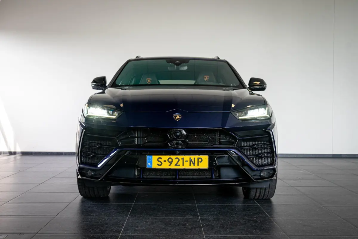 4.0 V8 | Akra | 23 Inch | Pano | B&O | HUD