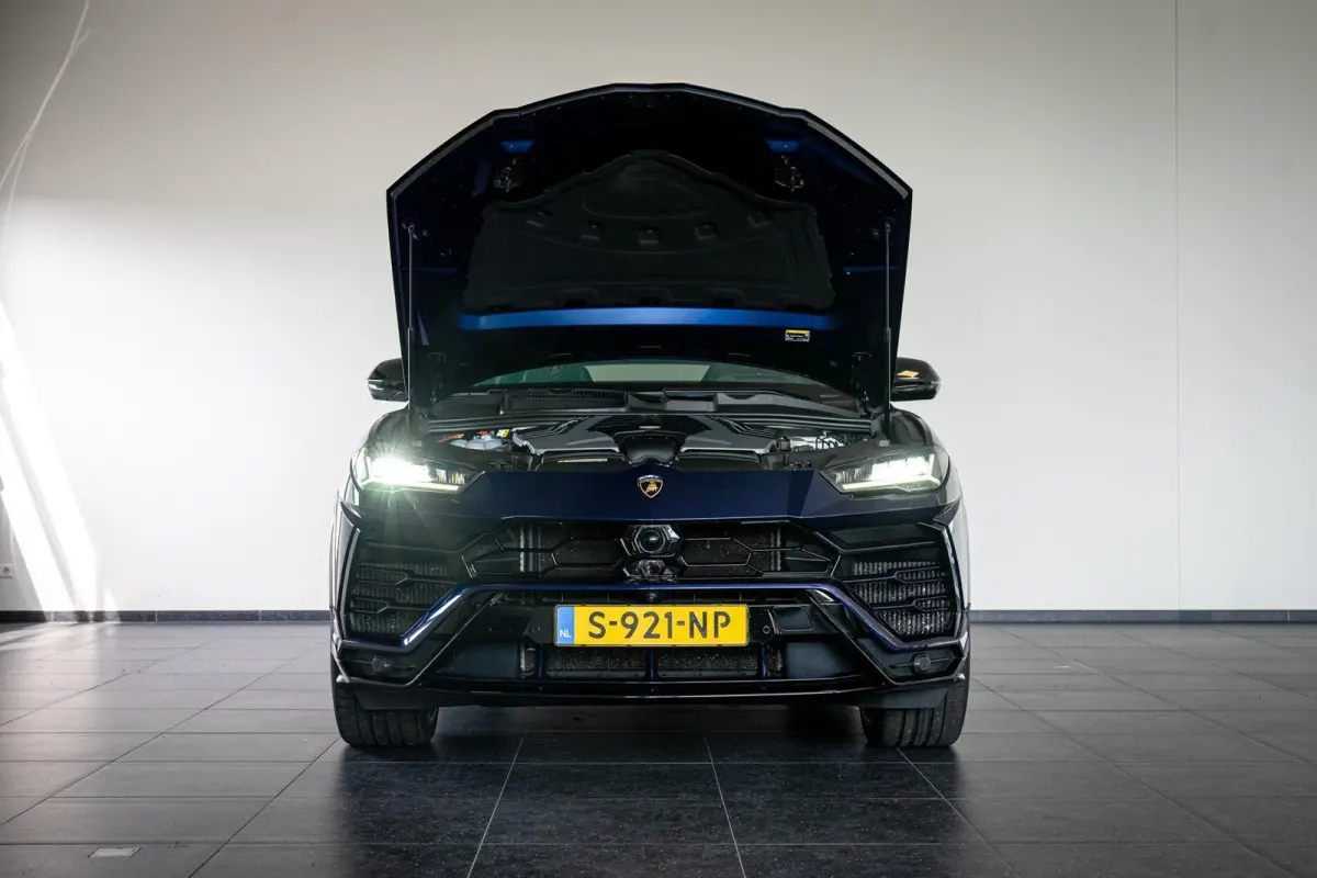 4.0 V8 | Akra | 23 Inch | Pano | B&O | HUD