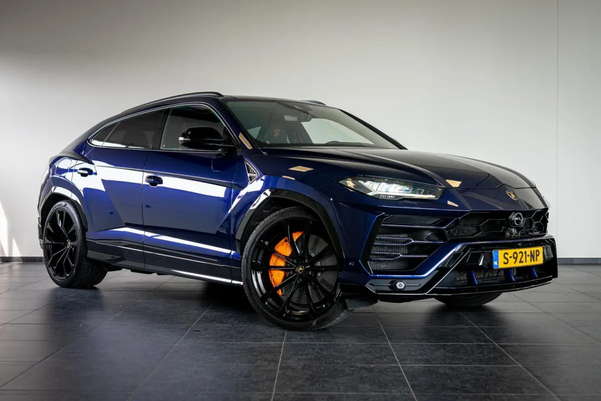 4.0 V8 | Akra | 23 Inch | Pano | B&O | HUD