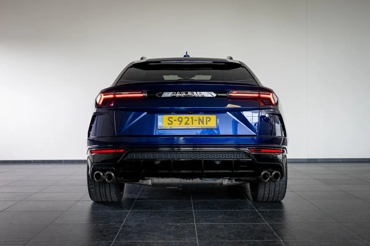 4.0 V8 | Akra | 23 Inch | Pano | B&O | HUD