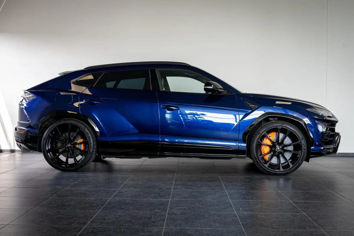 4.0 V8 | Akra | 23 Inch | Pano | B&O | HUD