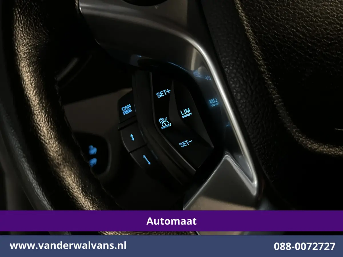 1.5 EcoBlue 120pk Automaat L2H1 Euro6 Airco | 2x Zijdeur | 3-Zits | Camera | Navigatie | Cruisecontrol Apple Carplay, Android Auto, Stoelverwarming, Verwarmde voorruit, Parkeersensoren, Bijr