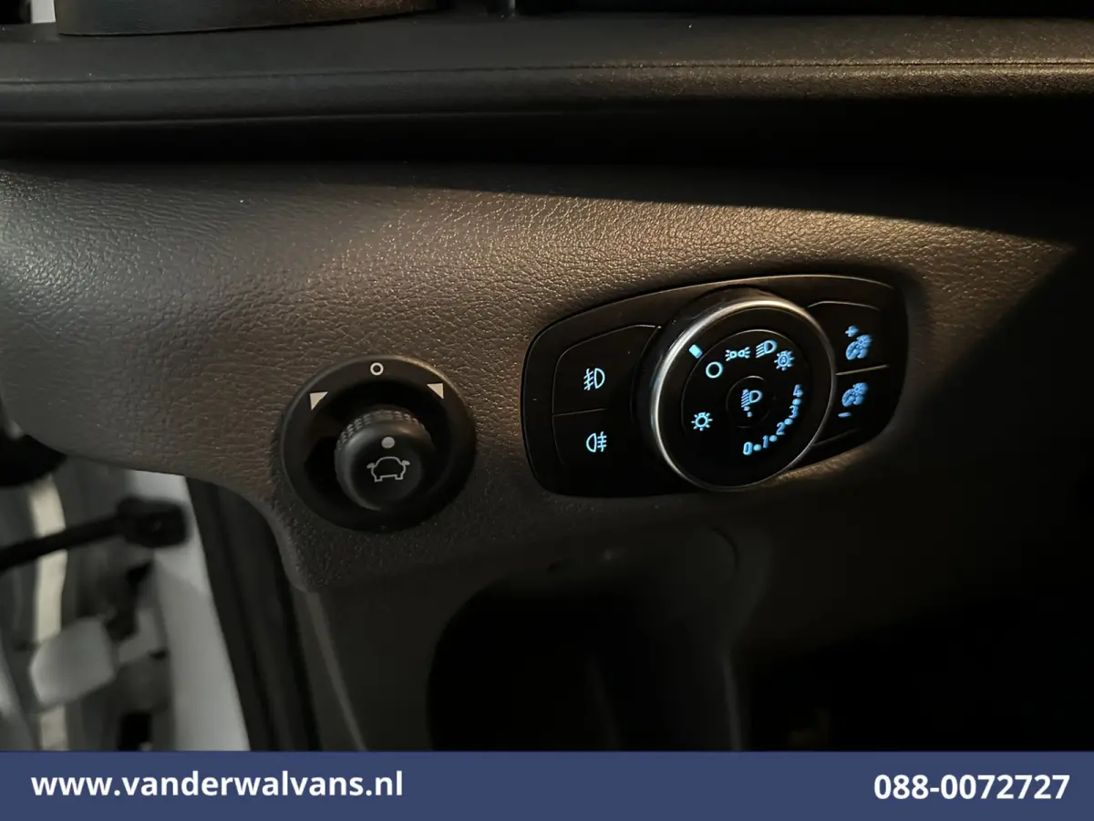 2.0 TDCI 130pk Bakwagen Laadklep Euro6 Airco | 1040kg laadvermogen | Cruisecontrol | Verwarmde voorruit Bijrijdersbank