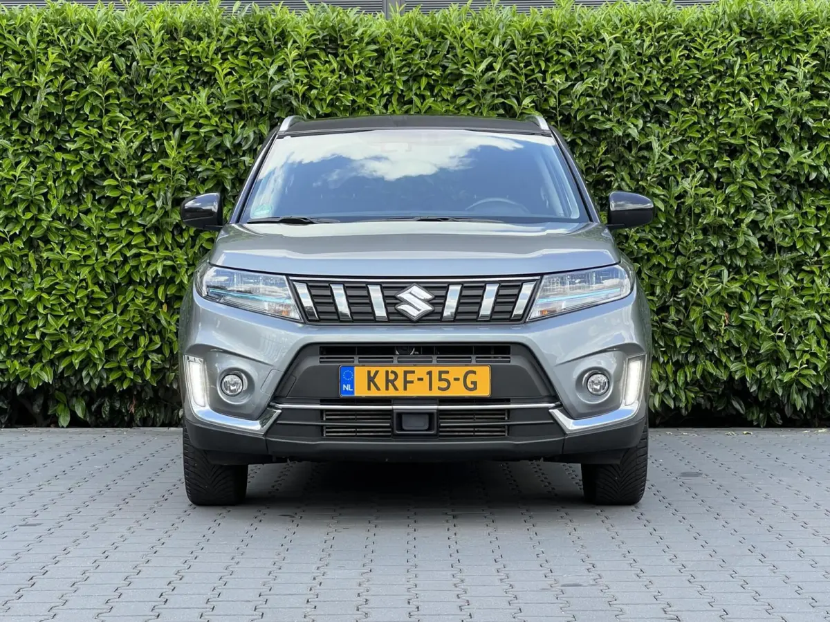 1.4 Boosterjet Comfort Smart Hybrid, TWO-TONE, NAVIGATIE, CRUISE CONTROL, CAMERA, KEYLESS, DAB, LED, CLIMATE CONTROL, STOELVERWARMING, LICHTMETAAL 17"