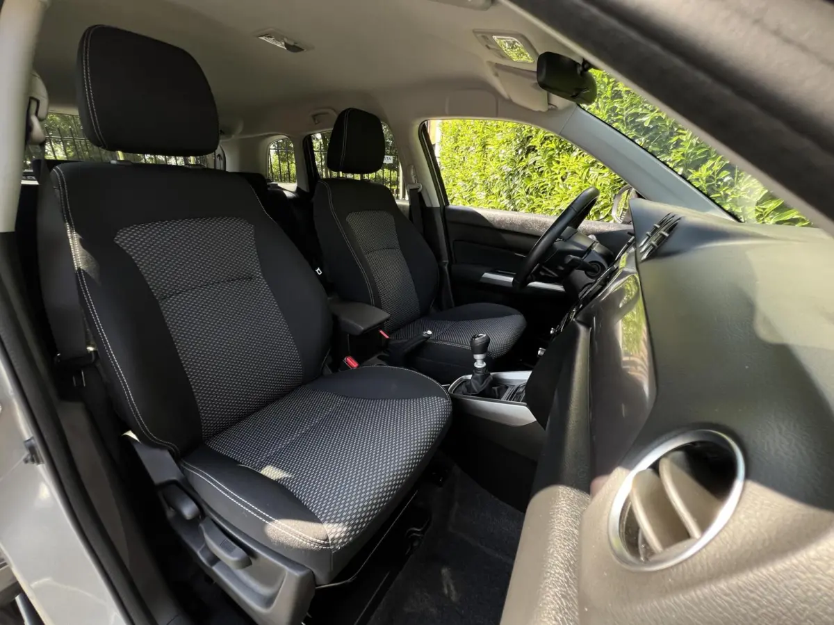 1.4 Boosterjet Comfort Smart Hybrid, TWO-TONE, NAVIGATIE, CRUISE CONTROL, CAMERA, KEYLESS, DAB, LED, CLIMATE CONTROL, STOELVERWARMING, LICHTMETAAL 17"
