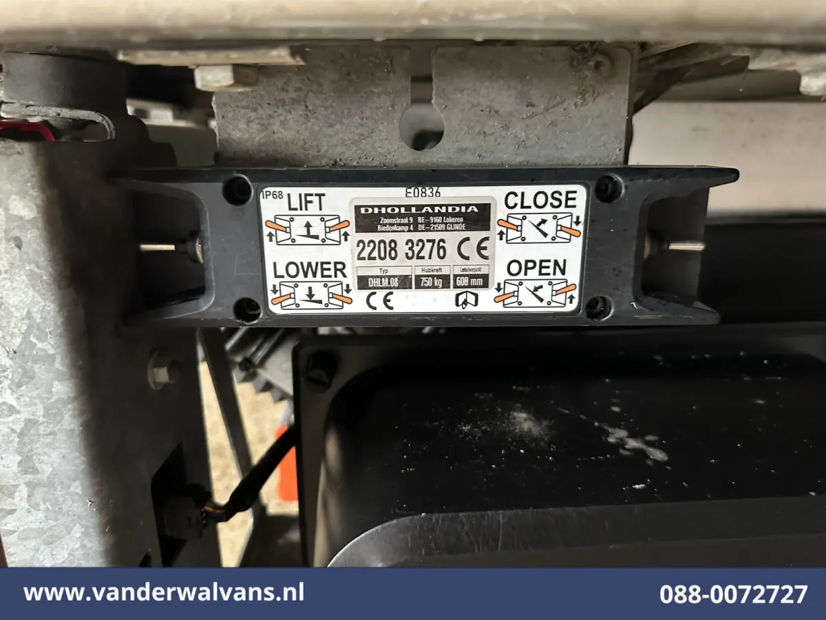 2.0 TDCI 160pk Bakwagen Laadklep Euro6 Airco | 1040kg laadvermogen | Cruisecontrol | Verwarmde voorruit Bijrijdersbank