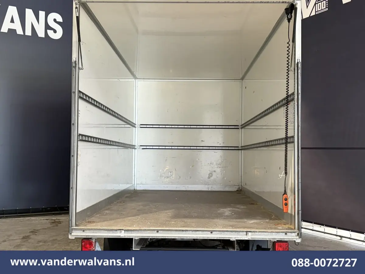 2.0 TDCI 160pk Bakwagen Laadklep Euro6 Airco | 1040kg laadvermogen | Cruisecontrol | Verwarmde voorruit Bijrijdersbank