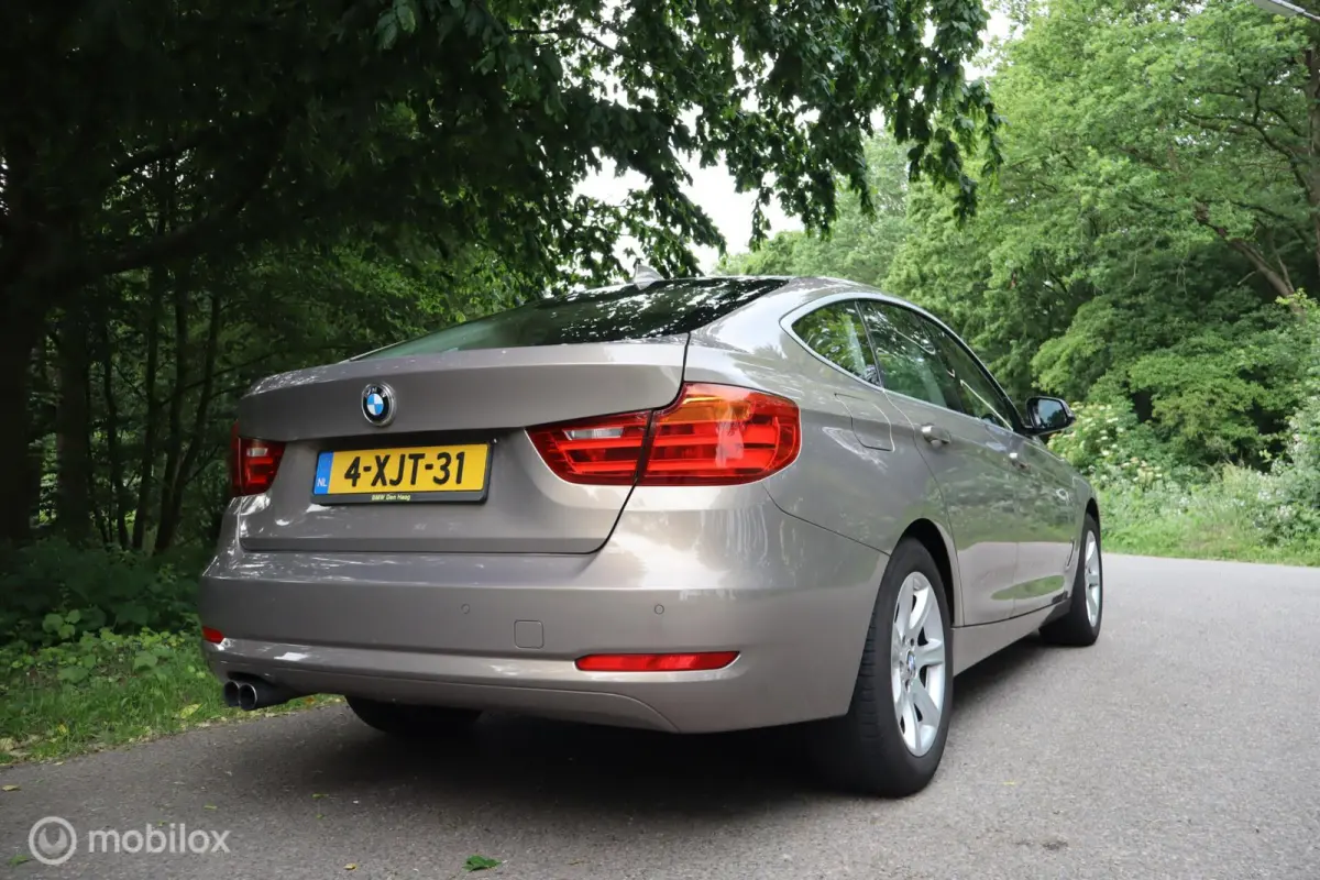 328i xDrive High Executive!