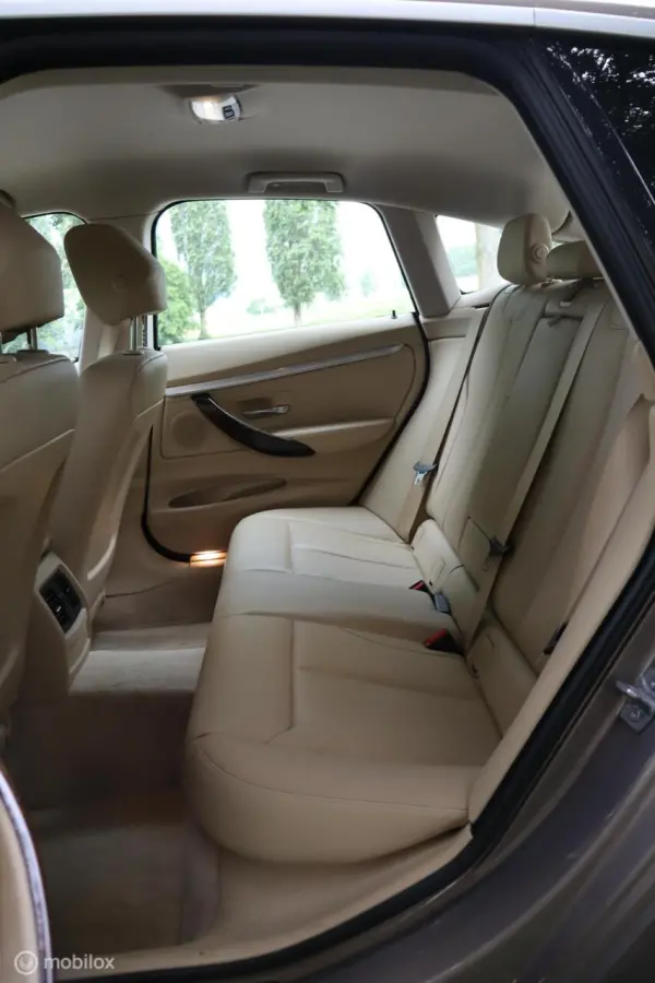 328i xDrive High Executive!