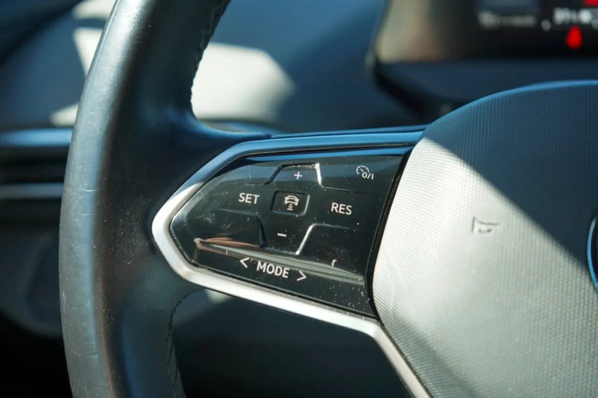 First 77 kWh | 78,18% SOH | Led | Camera | Adap. Cruise | Stoelv