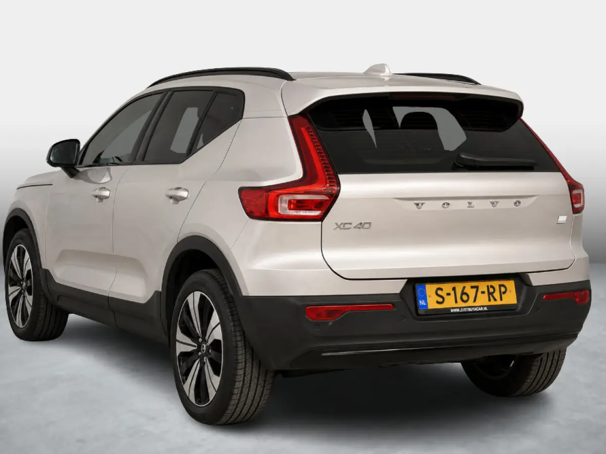 Plus luxury 70 Kwh SoH 95,1% / Duurste Uitvoering / Adaptieve Cruise / Panorama Dak / Warmtepomp / 3 Fase / 360 Camera / Stoel en stuur verwarming / Stand verwarming / Harman Kardon Soundsys