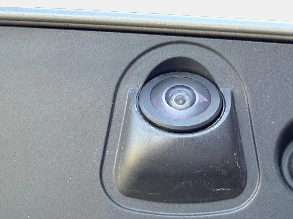 Plus luxury 70 Kwh SoH 95,1% / Duurste Uitvoering / Adaptieve Cruise / Panorama Dak / Warmtepomp / 3 Fase / 360 Camera / Stoel en stuur verwarming / Stand verwarming / Harman Kardon Soundsys