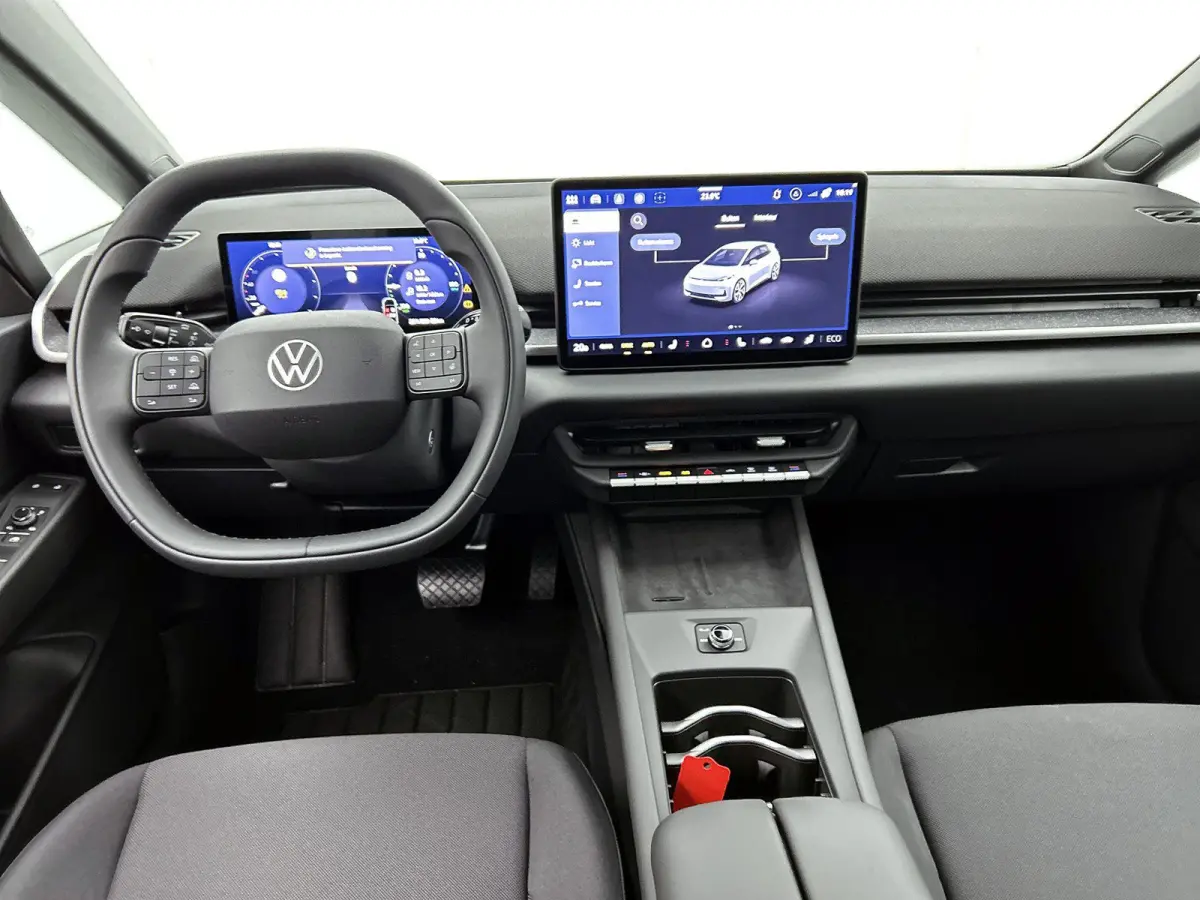 Life 50 kWh 170 PK | Steunhaak | Navigatie | Apple Carplay draadloos | Stoelverwarming | Ruiten getint | 19" Lichtmetalen velgen | Android Auto draadloss | LED verlichting | Camera | Climate
