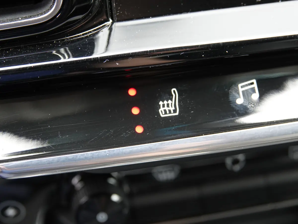 1.6 Plug-in Hybrid 225 Shine LEER | NAVI | SOH 95% | CAMERA | ECC | ADAPT. CRUISE