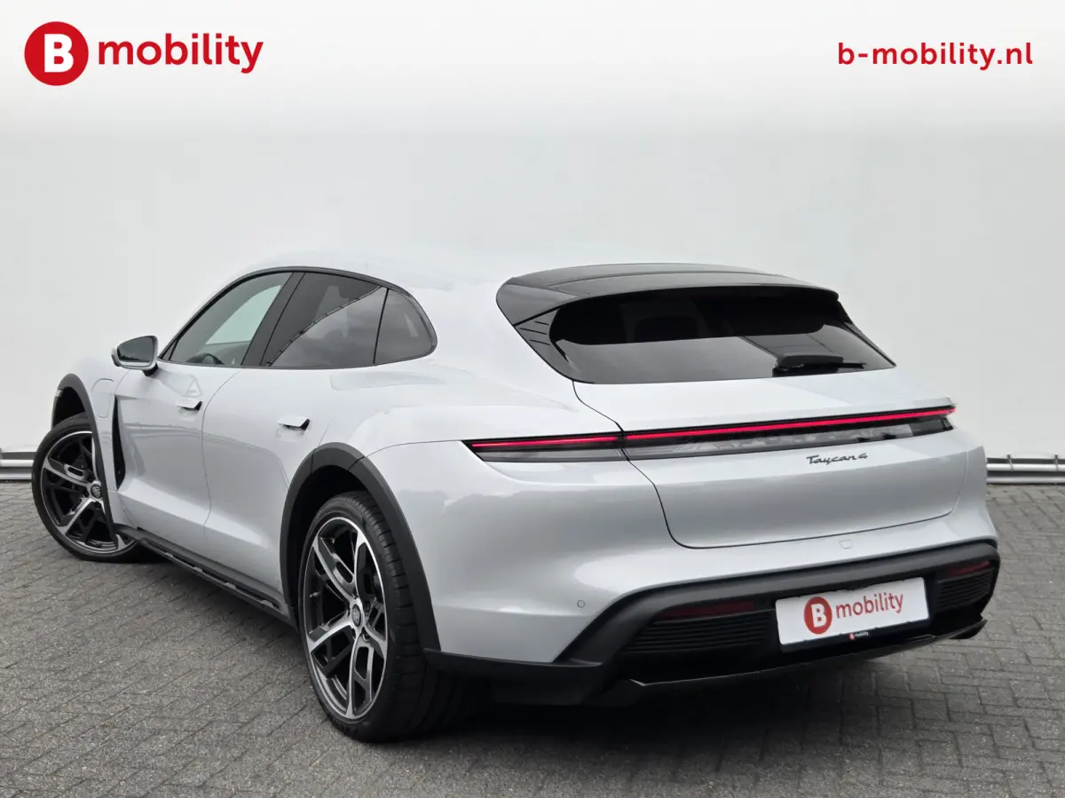 4 93 kWh Sport Chrono 5-Pers. BOSE Dealer Onderhouden NL Auto | Comfortstoelen | 360 Camera PDLS | Adaptive Cruise Control