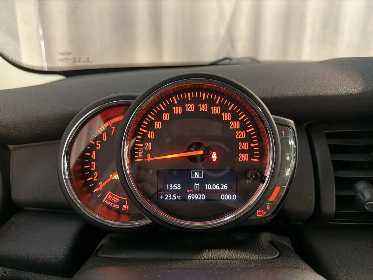 1.5 One Salt 15"/Airco/Bluetooth/Centrale vergrendeling/Lichtsensor