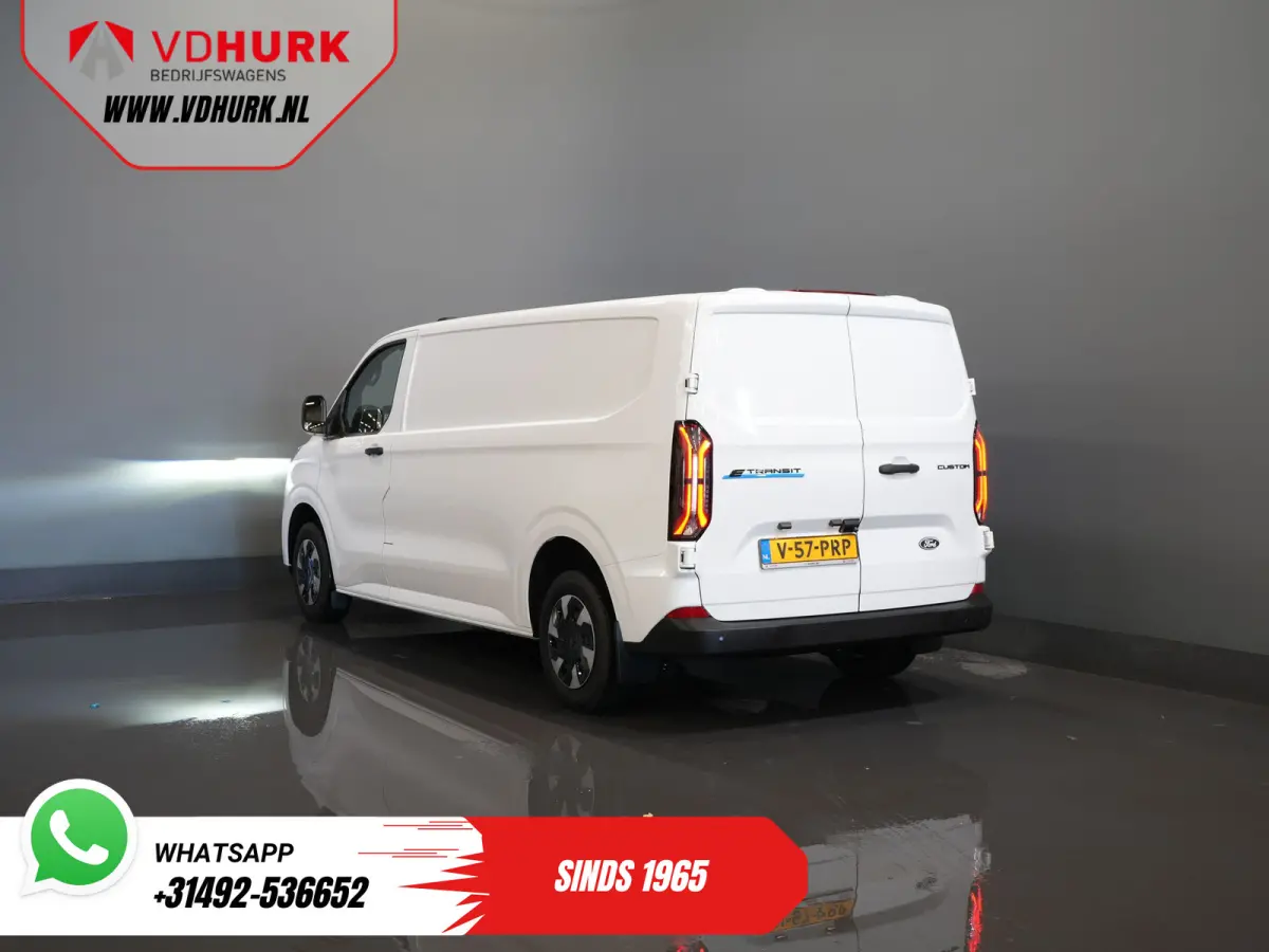 L2 330 km WLTP Garantie t/m 2028/ LED/ Snellader/ Standkachel/ Stoelverw./ Stuurverw./ Carplay/ Camera/ PDC/ Climate/ Cruise