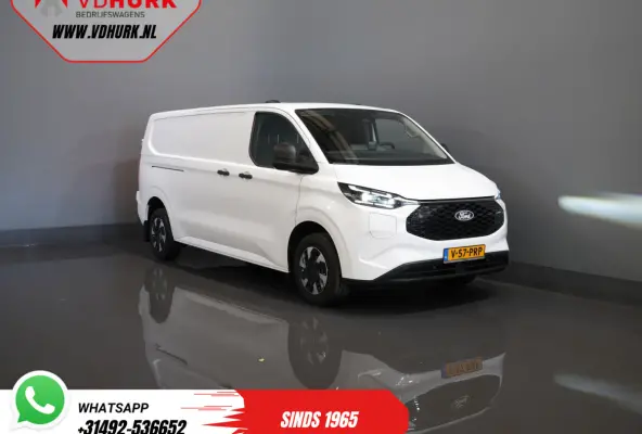 L2 330 km WLTP Garantie t/m 2028/ LED/ Snellader/ Standkachel/ Stoelverw./ Stuurverw./ Carplay/ Camera/ PDC/ Climate/ Cruise