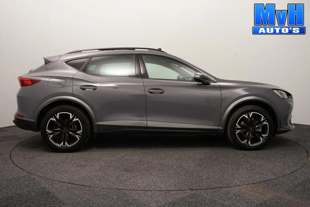 1.4 PHEV|KUIPST|PANO|STOEL/STUUR.VERW|SOH93%