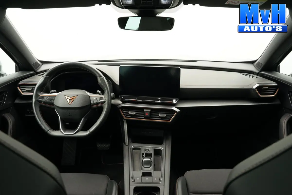 1.4 PHEV|KUIPST|PANO|STOEL/STUUR.VERW|SOH93%