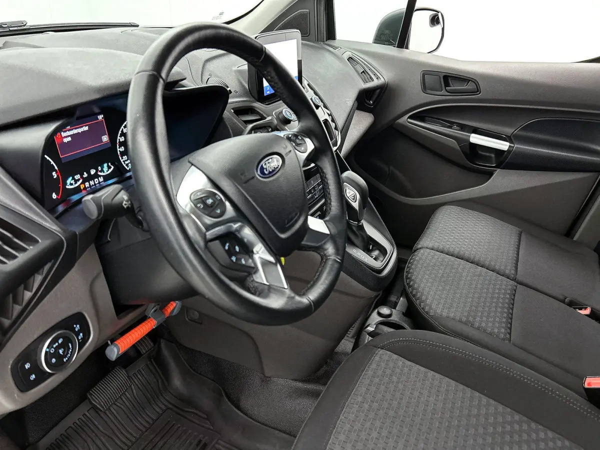 1.5 EcoBlue Automaat L2 Trend Navigatie Airco Parkeersensoren Cruise Control Camera
