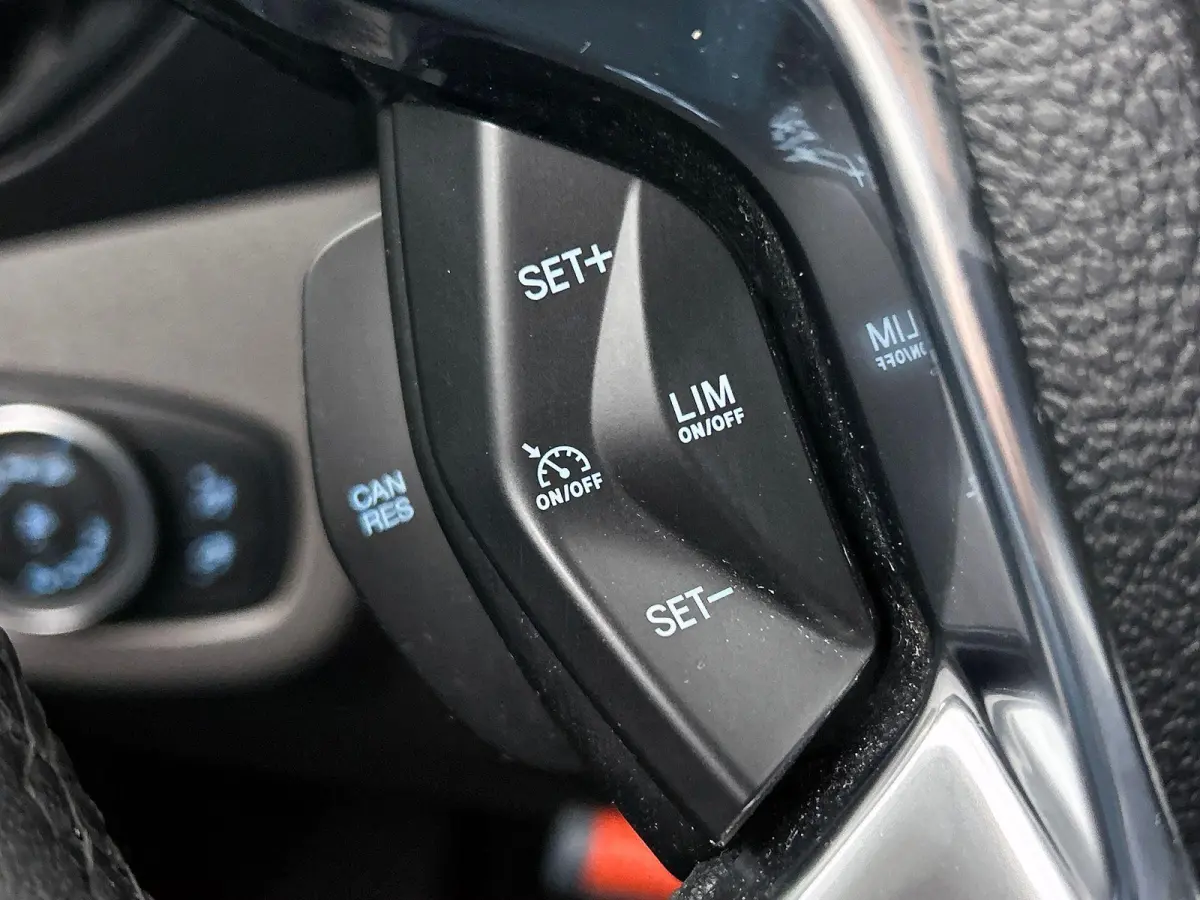 1.5 EcoBlue Automaat L2 Trend Navigatie Airco Parkeersensoren Cruise Control Camera