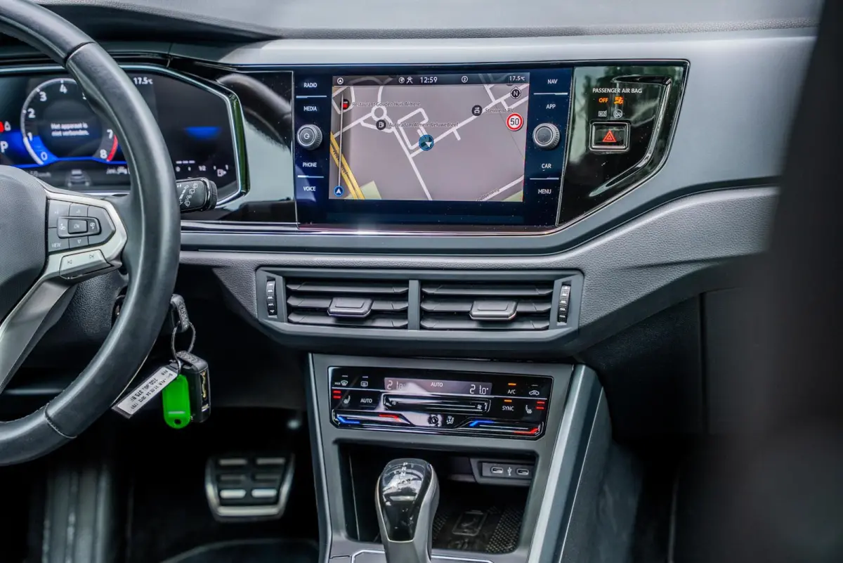1.0 TSI R-Line|PANO|IQ LED|CAMERA|ACC|SFEERV