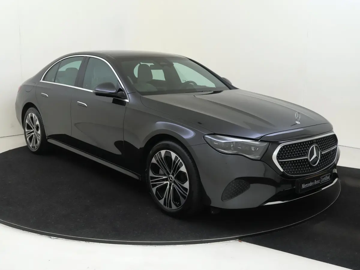 300 e Luxury Line /Memory stoelen /360 Camera /Keyless go /Augmented reality